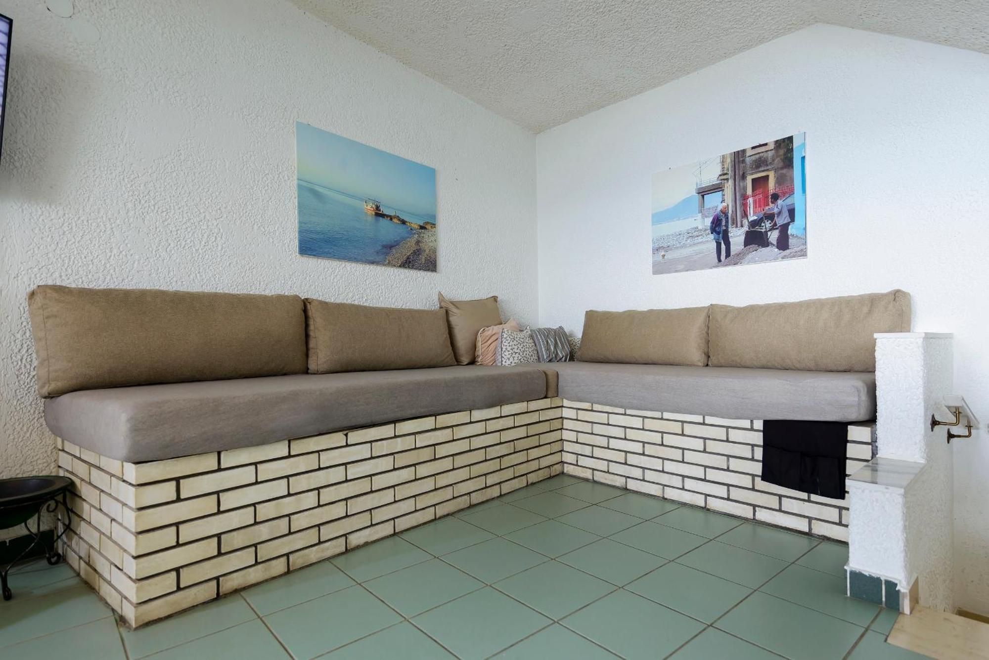 Appartement Agali 1 Mesonet In Front Of The Sea à Akrogiali Extérieur photo